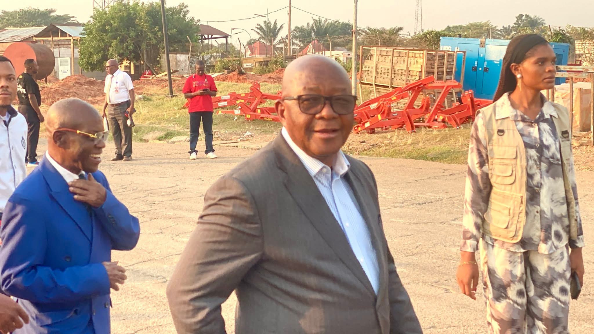 NGANDAJIKA – Bruno MITEYO NYENGE, l’art de la proximité politique
